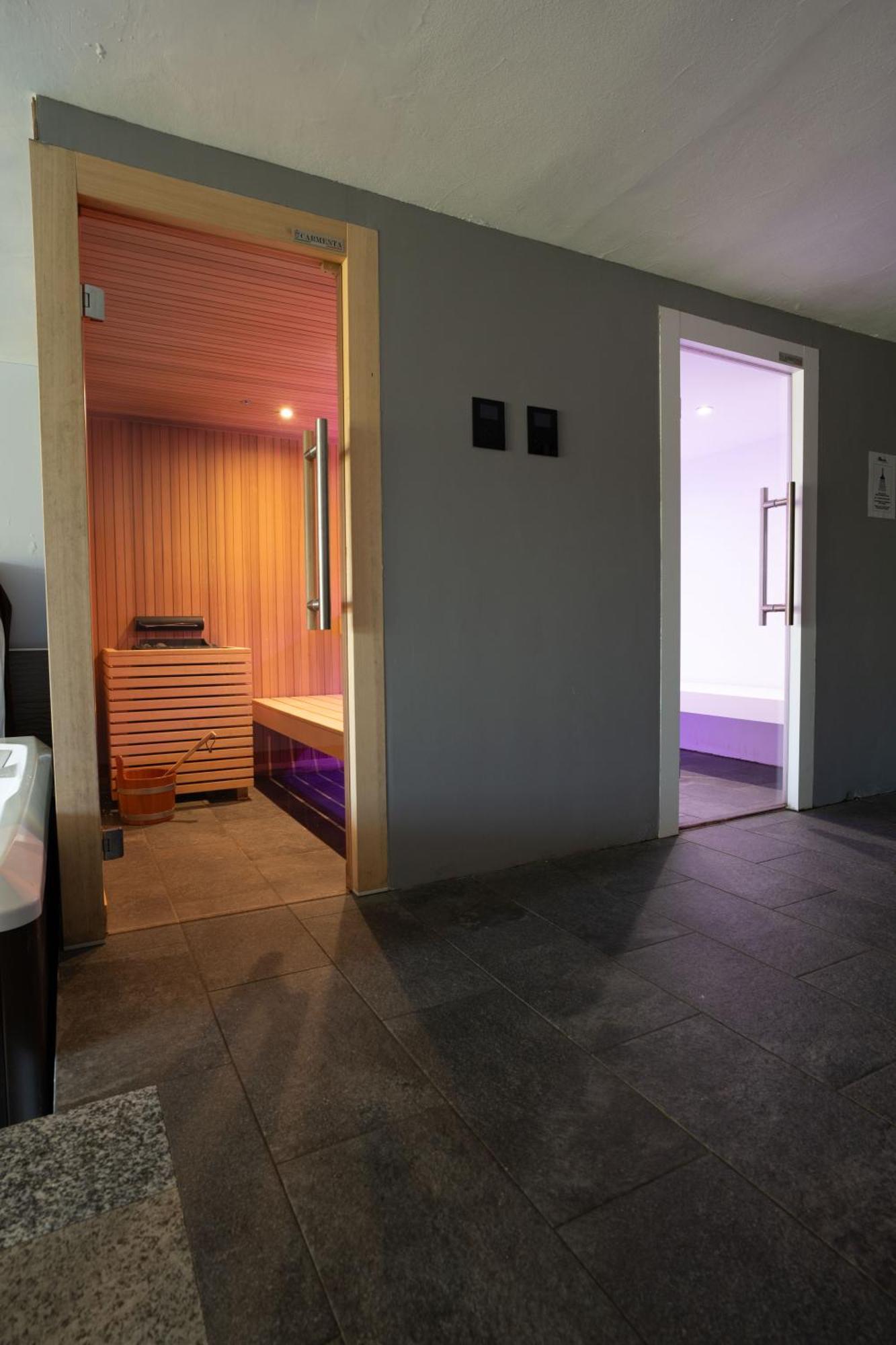 Hotel L'Approdo Pettenasco Kültér fotó